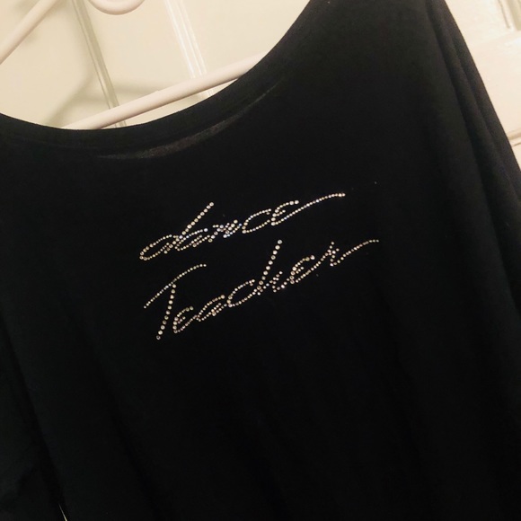 BELLA - Picture 2 of 4